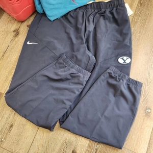 🆕️ NIKE Repel Oval Y BYU Pants